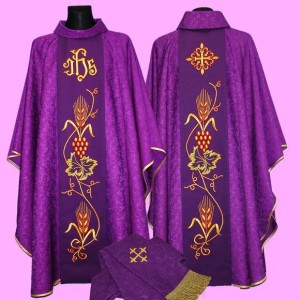 Ornat fioletowy, haft wypukł ( O - 123 )