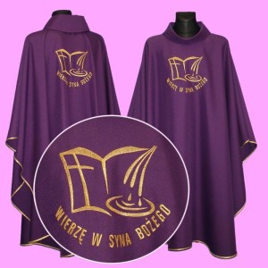 Wierzę w Syna Bożego - ornat fioletowy.