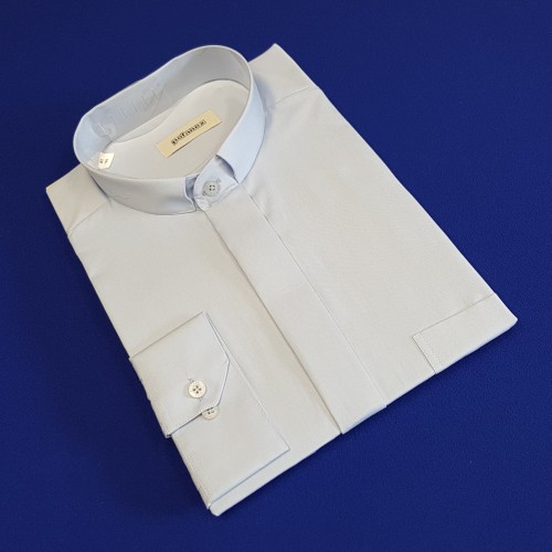 Koszula kapłańska w kolorze niebieskim.jpg